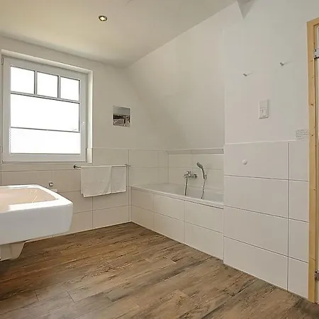 בית נופש Reethaus Am Mariannenweg 08a *